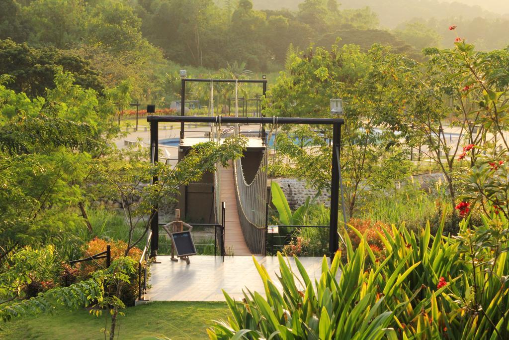 Green Canyon Leisure Farms Clark Field Εξωτερικό φωτογραφία