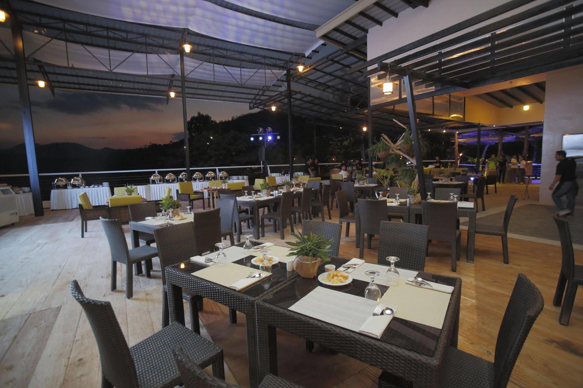 Green Canyon Leisure Farms Clark Field Εξωτερικό φωτογραφία