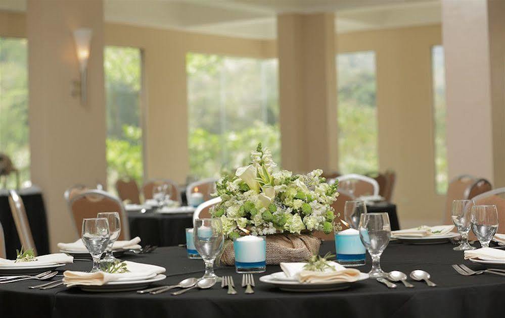 Green Canyon Leisure Farms Clark Field Εξωτερικό φωτογραφία