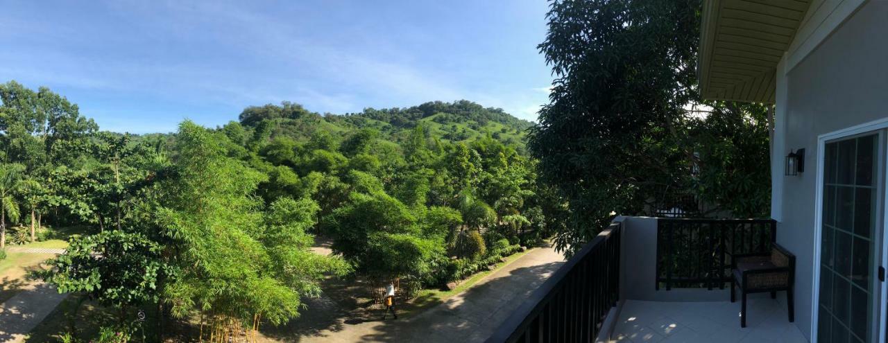 Green Canyon Leisure Farms Clark Field Εξωτερικό φωτογραφία